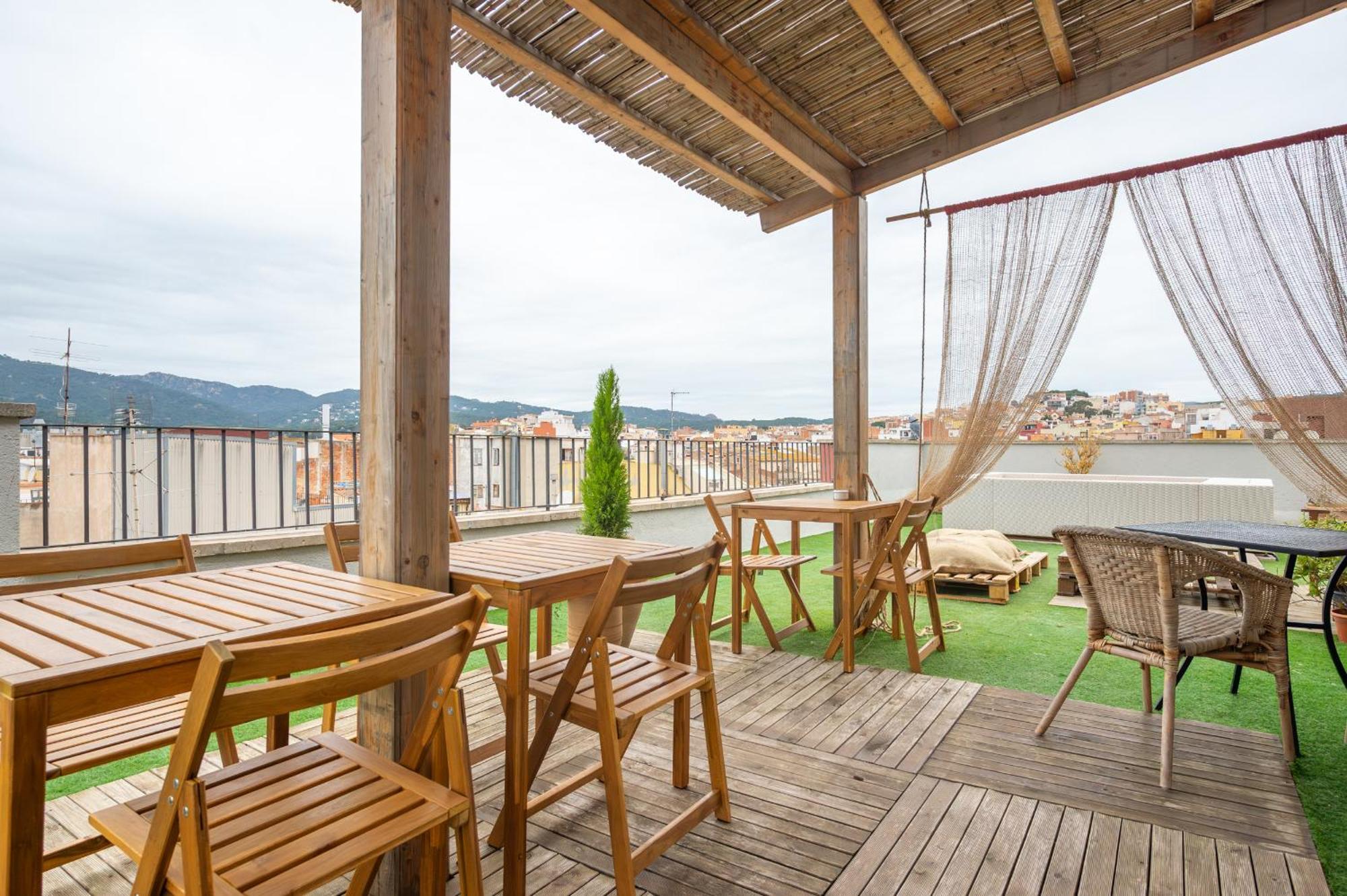 Hostal Boutique Es Portalet Сан-Фелиу-де-Гишольс Экстерьер фото